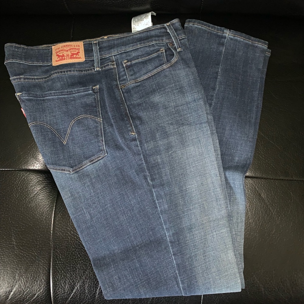 Levis jeans